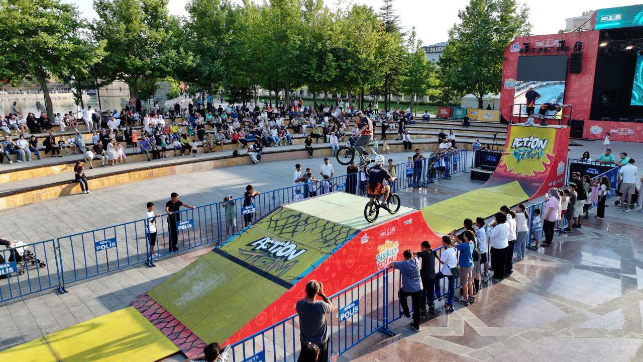 Konya’da bisiklet coşkusu 4 gün boyunca zirve yaptı! 100 binlerce kişi akın etti 2